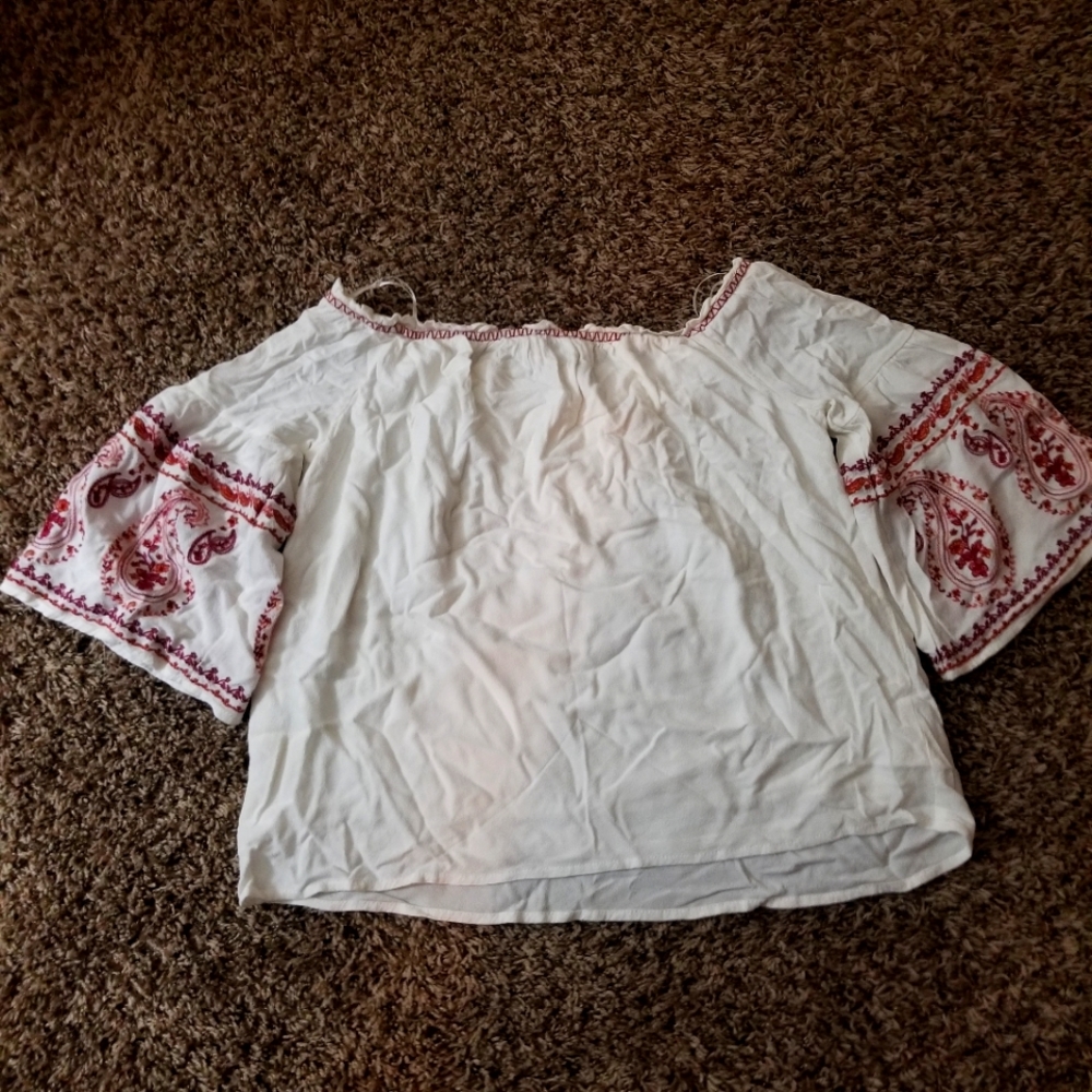 White and Red Peasant Top